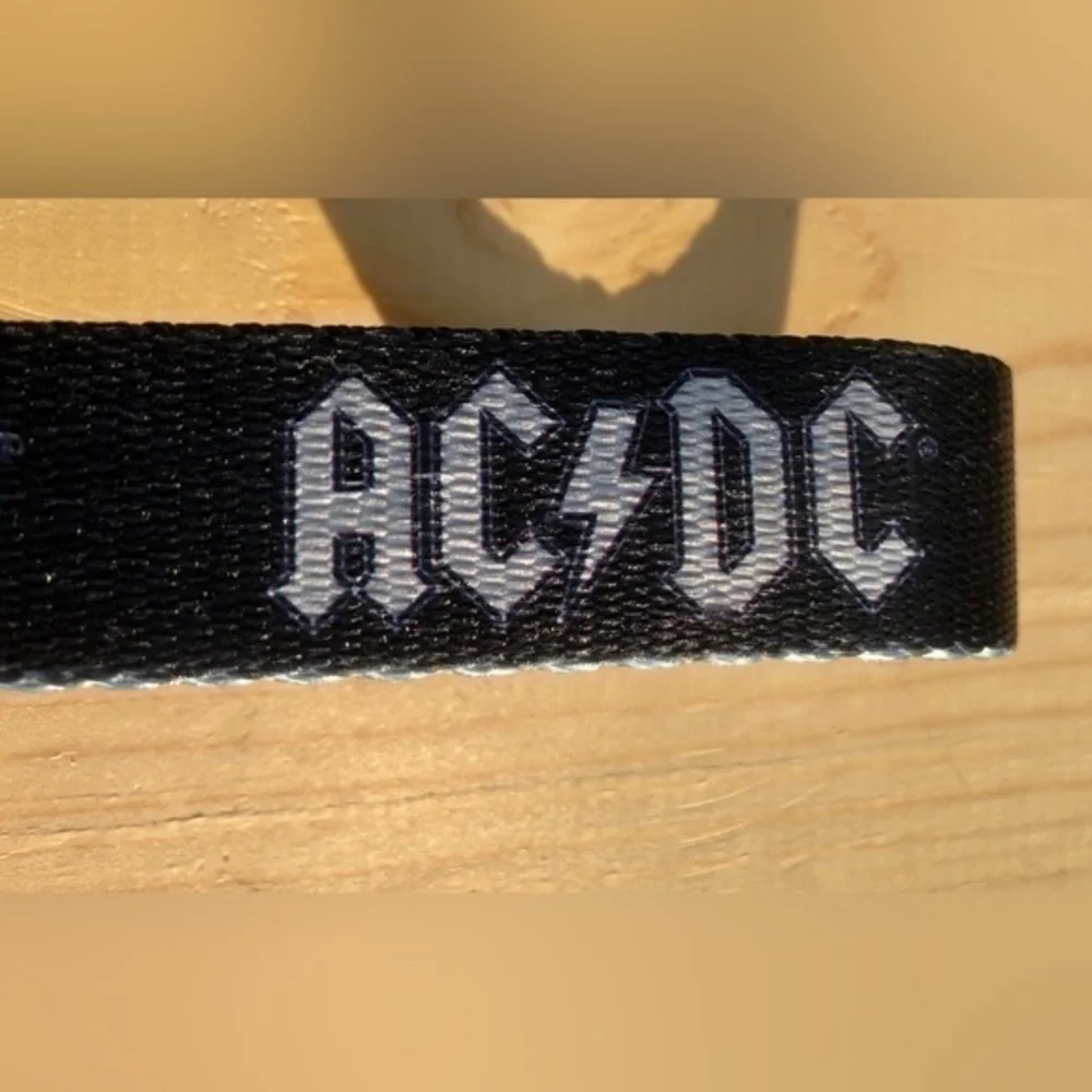 ☄️AC/DC Black & White Snap Buckle Dog Collar